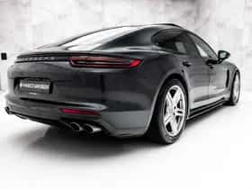 Porsche Panamera (2016) thumbnail 2