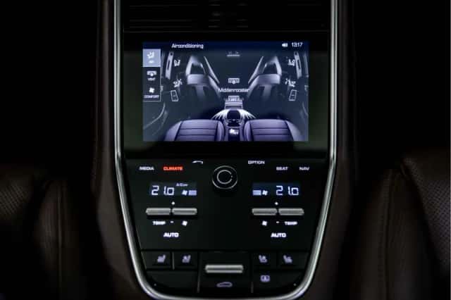 Porsche Panamera (2016) thumbnail 14