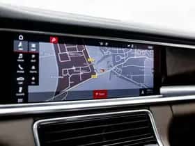 Porsche Panamera (2016) thumbnail 37