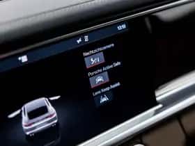 Porsche Panamera (2016) thumbnail 43