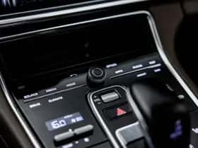 Porsche Panamera (2016) thumbnail 46