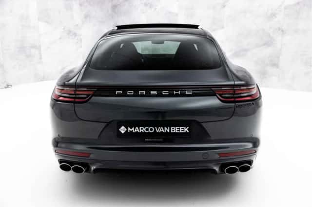 Porsche Panamera (2016) thumbnail 8