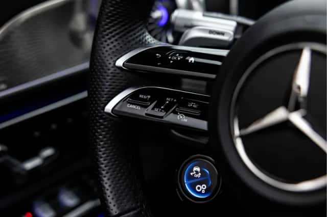 Mercedes-Benz SL-Klasse (2022) thumbnail 33