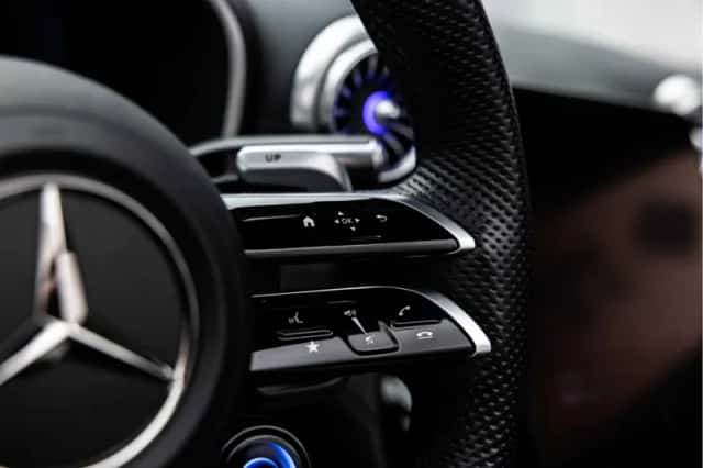 Mercedes-Benz SL-Klasse (2022) thumbnail 36