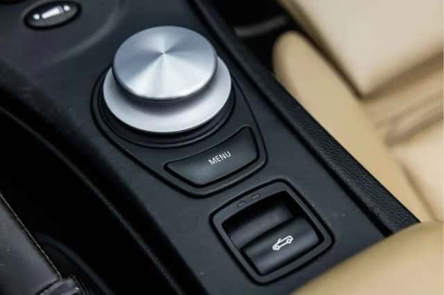 BMW 3-Serie (2008) thumbnail 41