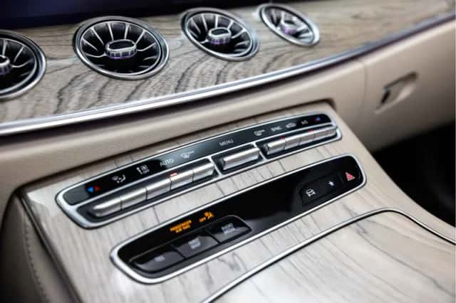 Mercedes-Benz E-Klasse (2023) thumbnail 42