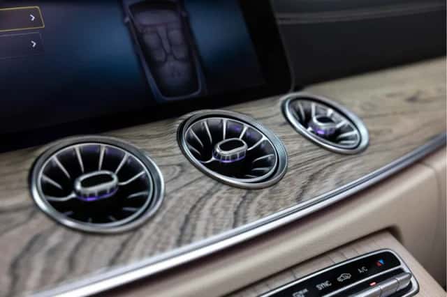 Mercedes-Benz E-Klasse (2023) thumbnail 43