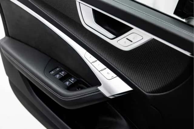 Audi RS6 (2022) thumbnail 26