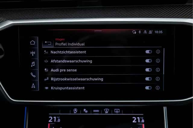 Audi RS6 (2022) thumbnail 45