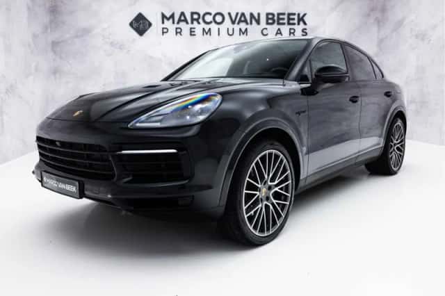Porsche Cayenne (2020) thumbnail 1