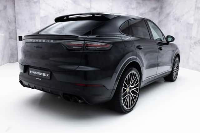 Porsche Cayenne (2020) thumbnail 2