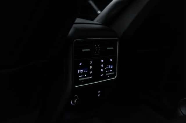 Porsche Cayenne (2020) thumbnail 15