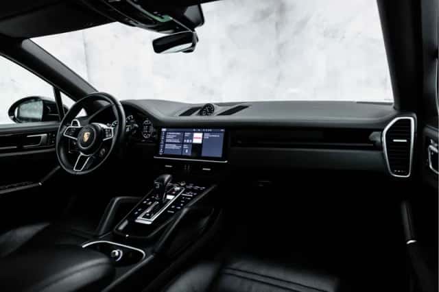 Porsche Cayenne (2020) thumbnail 19
