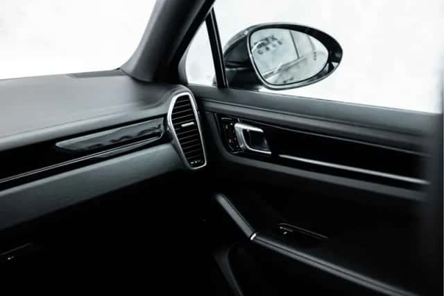 Porsche Cayenne (2020) thumbnail 22