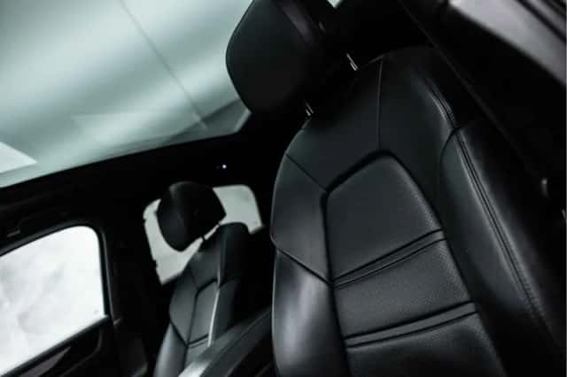 Porsche Cayenne (2020) thumbnail 26