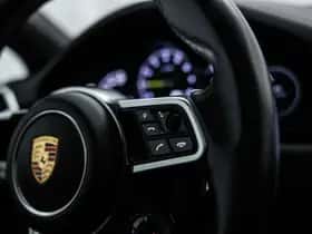 Porsche Cayenne (2020) thumbnail 32