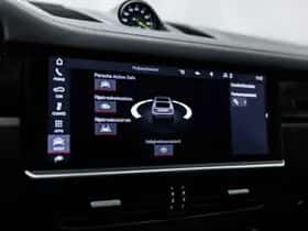 Porsche Cayenne (2020) thumbnail 43