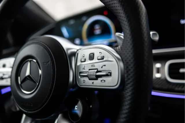 Mercedes-Benz GLE (2023) thumbnail 33