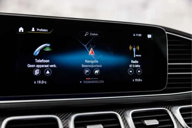 Mercedes-Benz GLE (2023) thumbnail 42