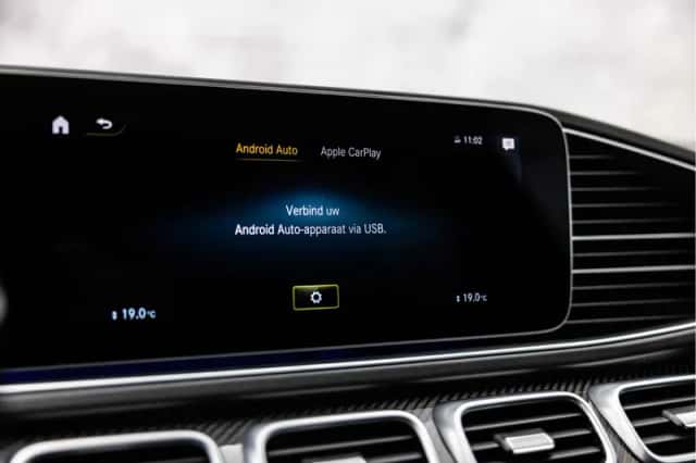 Mercedes-Benz GLE (2023) thumbnail 50
