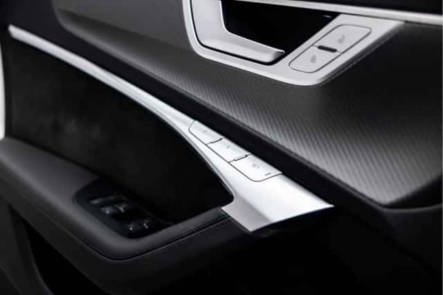 Audi RS6 (2020) thumbnail 32