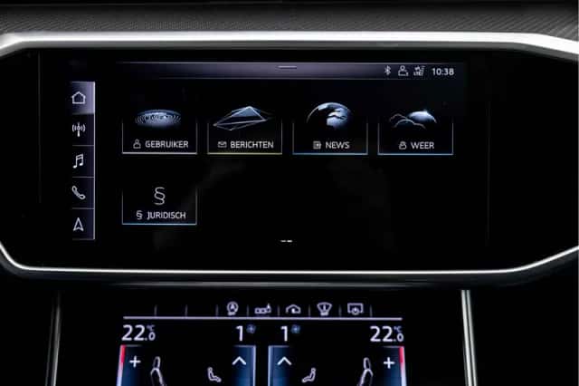Audi RS6 (2020) thumbnail 60