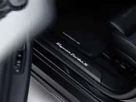Porsche Taycan (2021) thumbnail 13