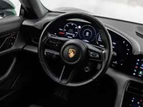 Porsche Taycan (2021) thumbnail 18