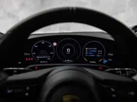 Porsche Taycan (2021) thumbnail 27