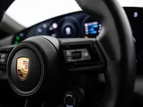 Porsche Taycan (2021) thumbnail 30