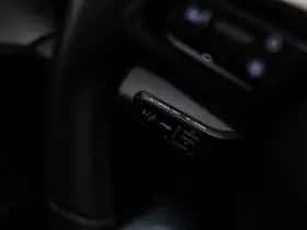 Porsche Taycan (2021) thumbnail 32