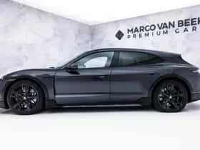 Porsche Taycan (2021) thumbnail 9