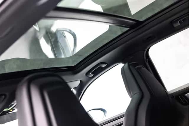 Porsche Cayenne (2017) thumbnail 13