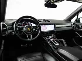 Porsche Cayenne (2017) thumbnail 14