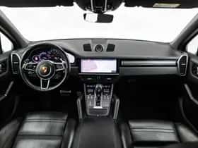 Porsche Cayenne (2017) thumbnail 16