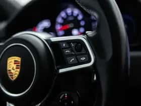 Porsche Cayenne (2017) thumbnail 32