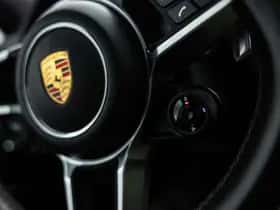 Porsche Cayenne (2017) thumbnail 33