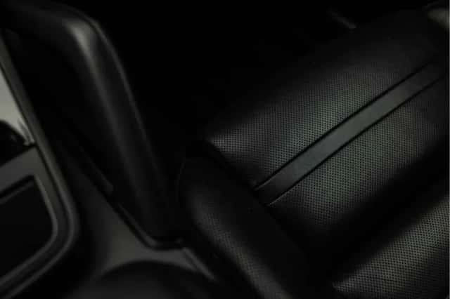 Porsche Cayenne (2017) thumbnail 49