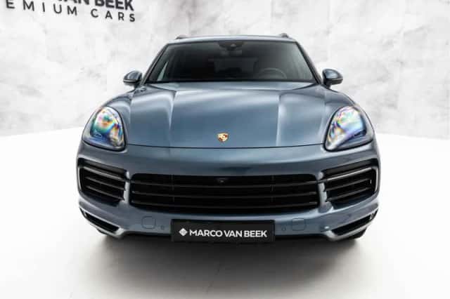 Porsche Cayenne (2017) thumbnail 7