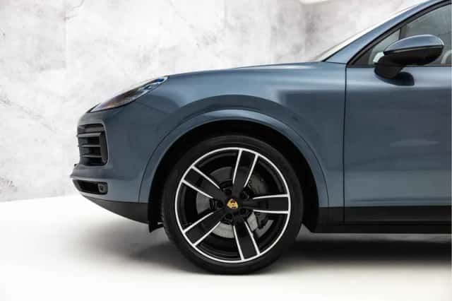 Porsche Cayenne (2017) thumbnail 9