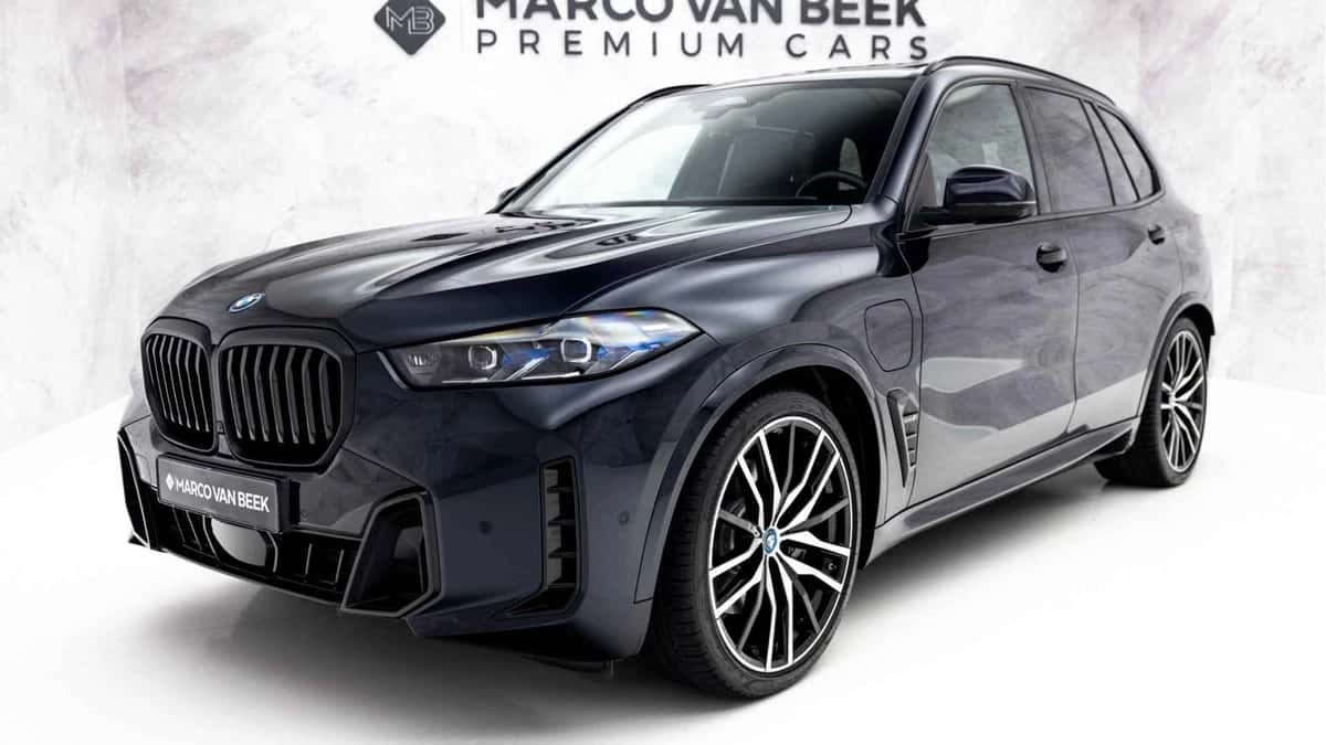 BMW X5 (2024) — foto 1