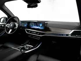 BMW X5 (2024) thumbnail 17