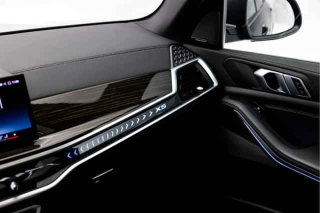 BMW X5 (2024) thumbnail 19