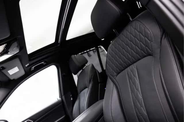 BMW X5 (2024) thumbnail 23