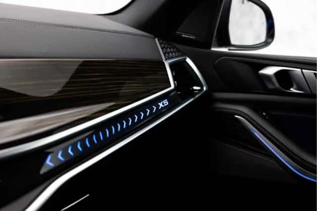 BMW X5 (2024) thumbnail 44