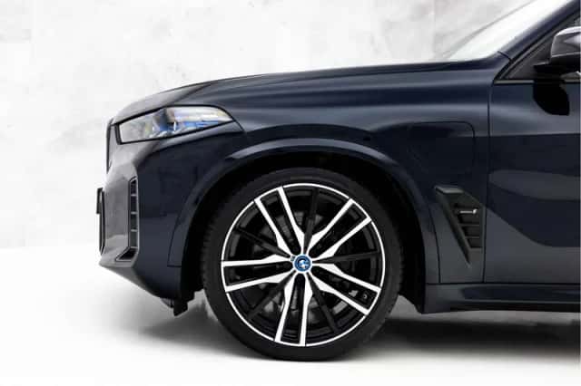BMW X5 (2024) thumbnail 7