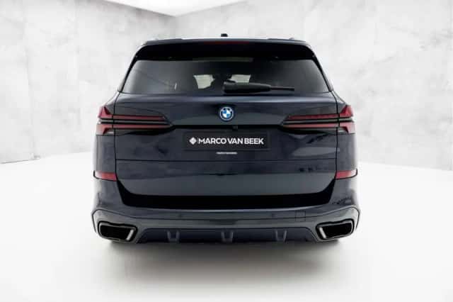 BMW X5 (2024) thumbnail 10