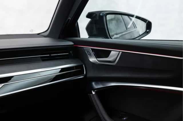 Audi RS6 (2024) thumbnail 25
