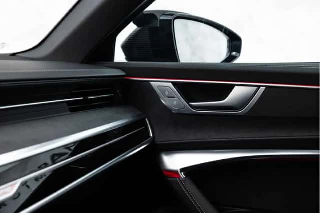 Audi RS6 (2024) thumbnail 73