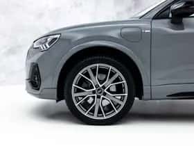 Audi Q3 (2022) thumbnail 8
